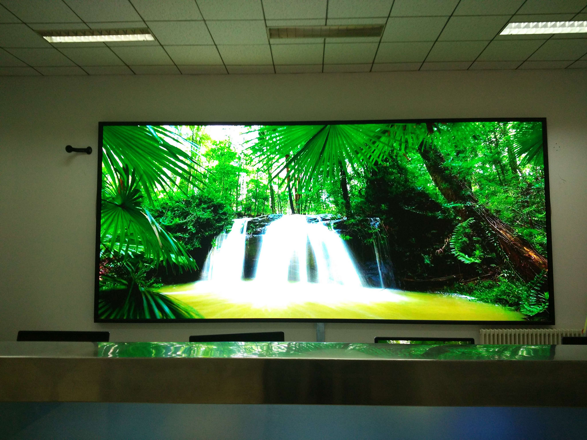 P3室內(nèi)全彩LED顯示屏 P3室內(nèi)全彩LED顯示屏