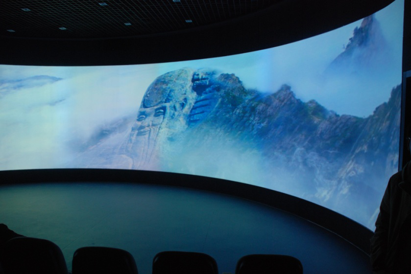 弧幕、環(huán)幕影院